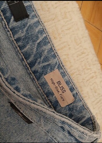 26 Beden mavi Renk Flare jean