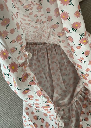 Çiçek Desenli Beyaz  Elbise - Görsel 4