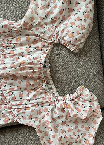 Çiçek Desenli Beyaz  Elbise - Görsel 2