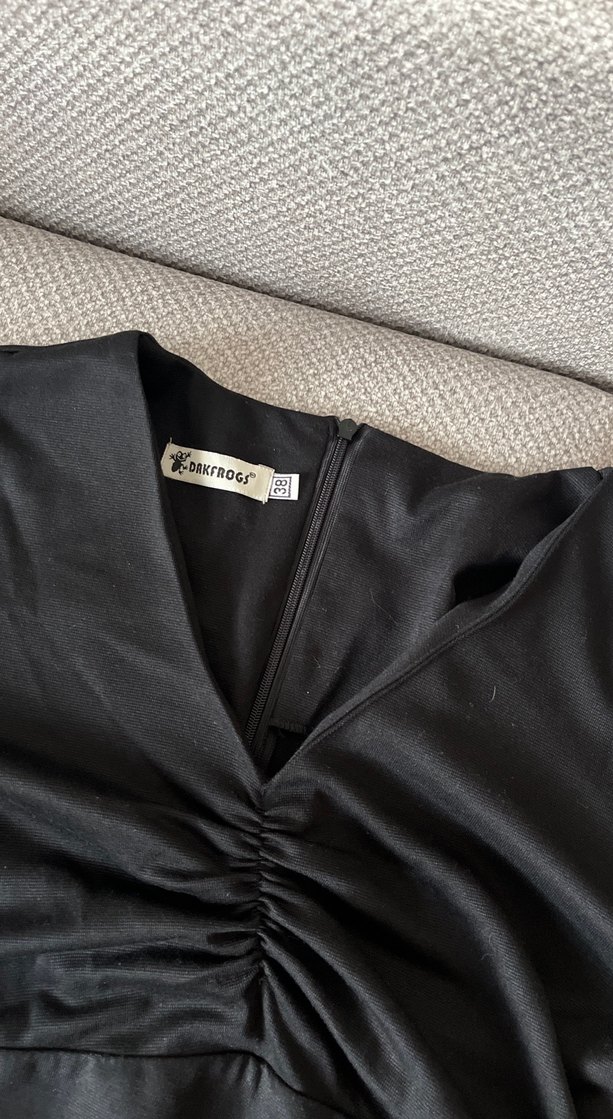 Siyah Uzun Kollu V Yakalı Elbise - Görsel 2