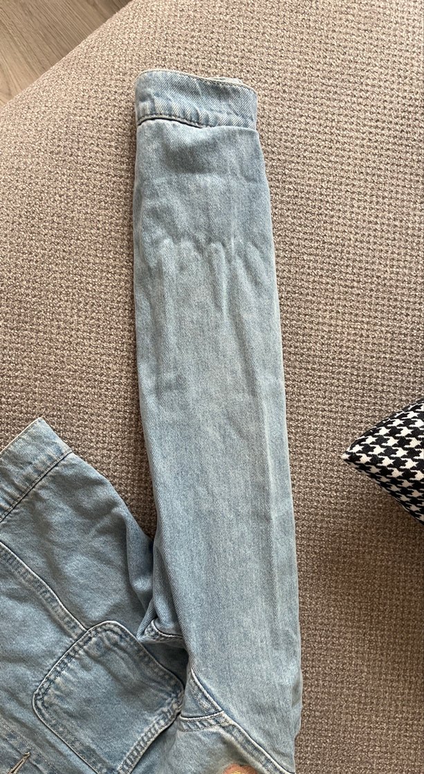 Nakışlı Düğmeli Kadın Kot Ceket - Görsel 4