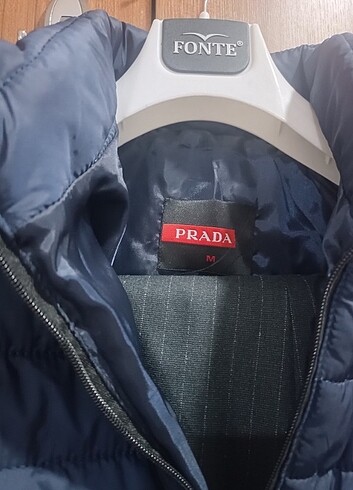 Prada Şisme sezonluk mont 