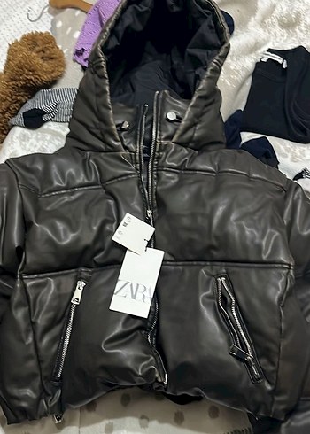 Zara Kahverengi Kapüşonlu Deri Kadın Kışlık Ceket