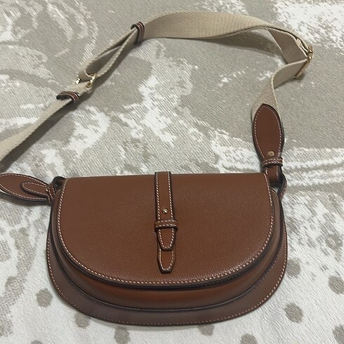 Zara askılı çanta