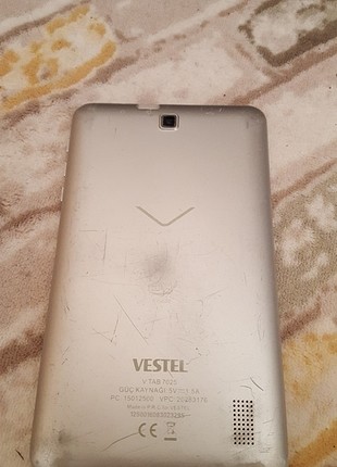 Yves Rocher Vestel tablet sorunsuz arka kasada çizikler mevcut 