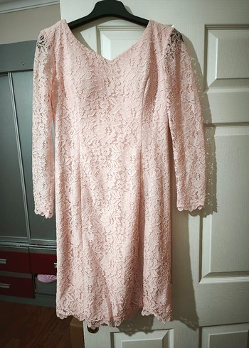 Dantel Detaylı Pudra Midi Elbise - Görsel 2