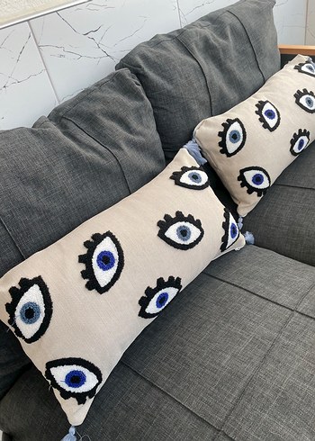 Beden gri Renk Gri Nakışlı Modern Dekoratif Yastık