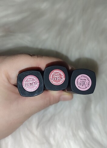 Avon Avon Ultra Colour Mat Üçlü Set