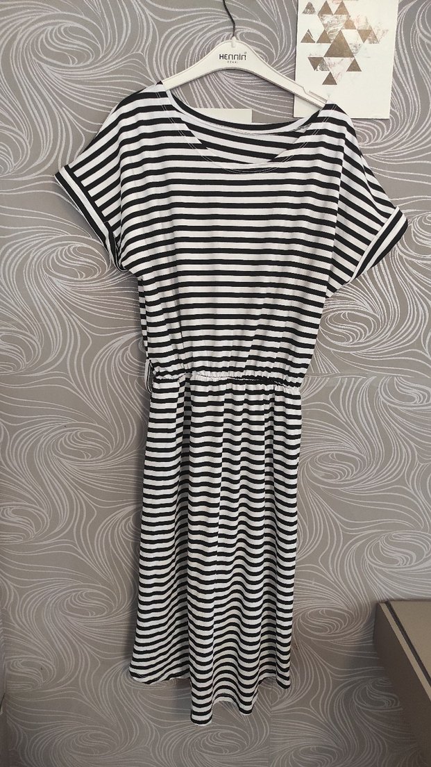 Siyah Beyaz Çizgili Kemerli Mini Elbise - Görsel 3