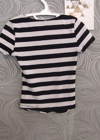Düğmeli Kısa Kollu Çizgili Kadın Tişört - Görsel 5