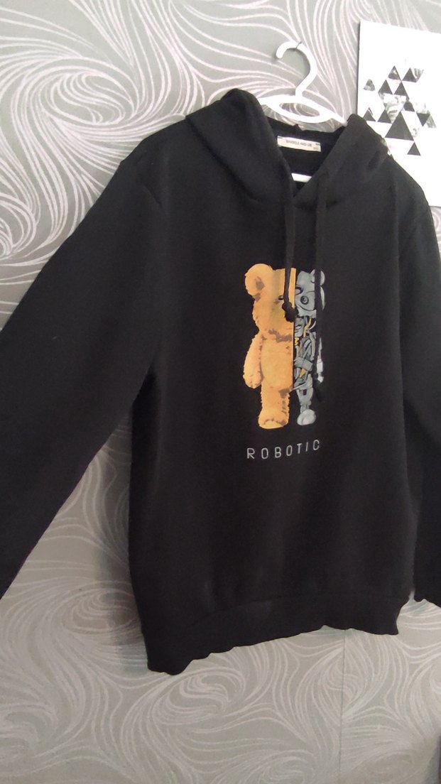 Siyah Kapüşonlu Robotic Baskılı Sweatshirt - Görsel 3