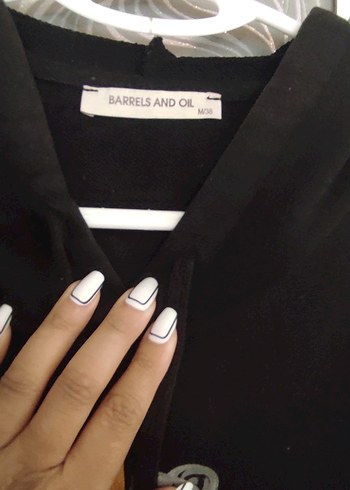 Siyah Kapüşonlu Robotic Baskılı Sweatshirt - Görsel 6