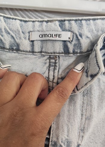 Düğmeli Gri Rahat Kesim Kadın Kot Pantolon - Görsel 4