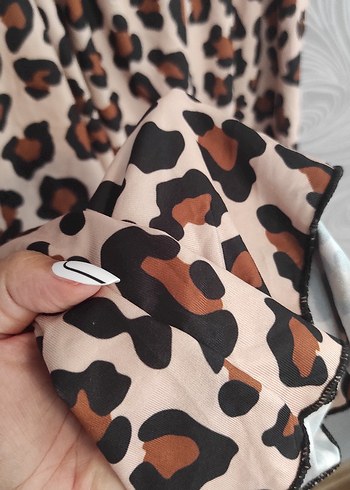 42 Beden camel Renk Leopar Desenli Volanlı Mini Elbise