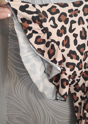 42 Beden Leopar Desenli Volanlı Mini Elbise