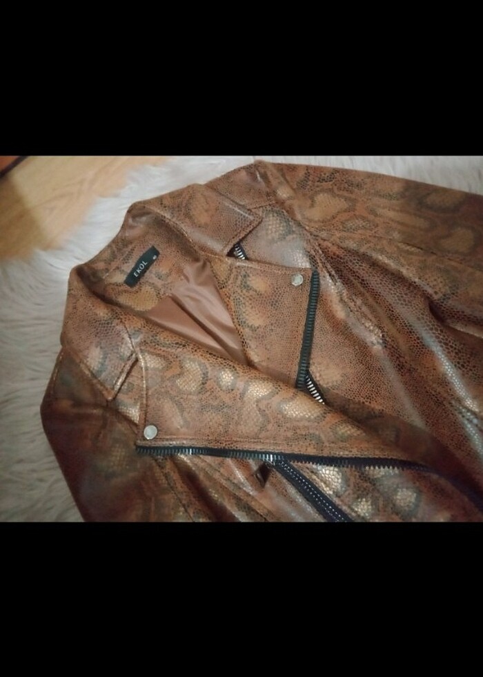 Ekol deri görünümlü ceket - Görsel 3