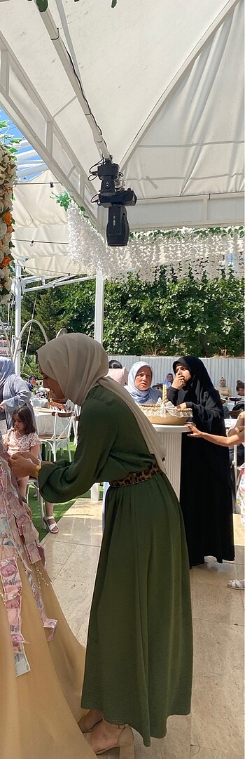44 Beden Yeşil uzun tesettür elbise