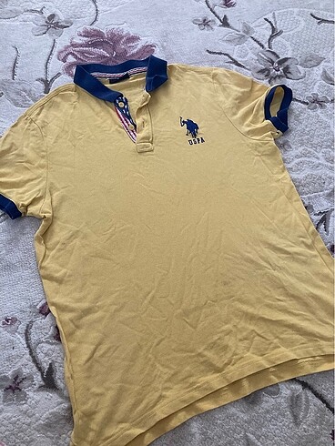 Polo yaka tişört