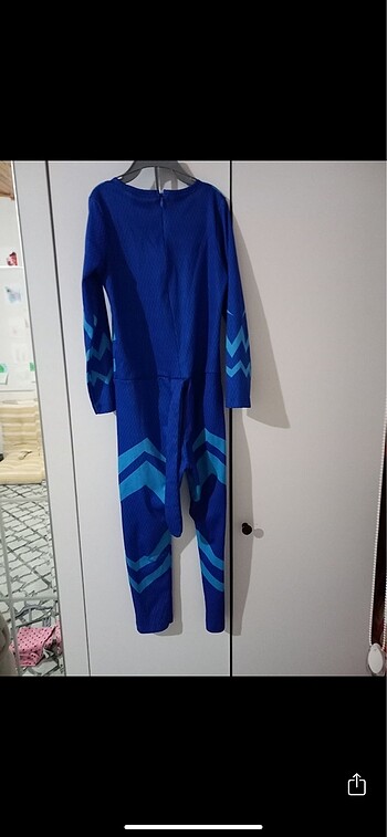 LC Waikiki Kostüm