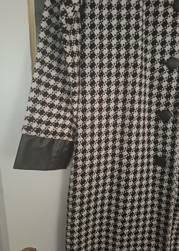 Düğmeli Kadın Kaban - Görsel 3