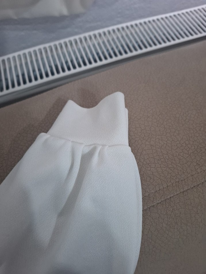 Beyaz Baskılı Kadın Sweatshirt - Görsel 4