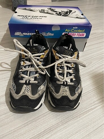 SKECHER D?LİTE BAYAN SPOR AYAKKABI