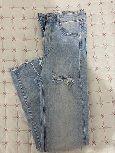 Stradivarius mom jean