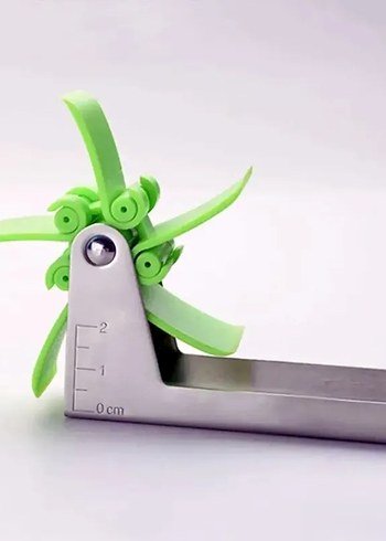 Yeşil Renkli Karpuz Dilimleyici Kesici - Görsel 3