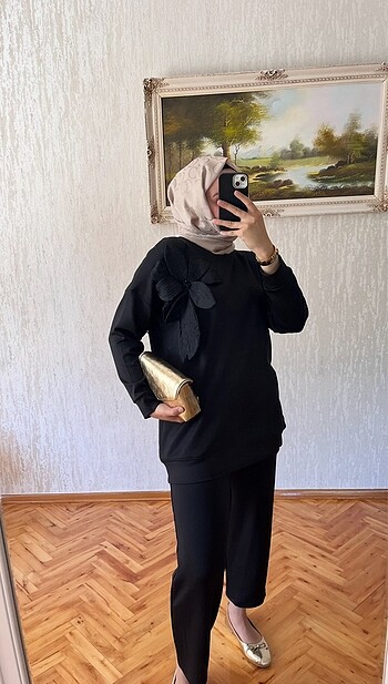 Broşlu tesettür takım