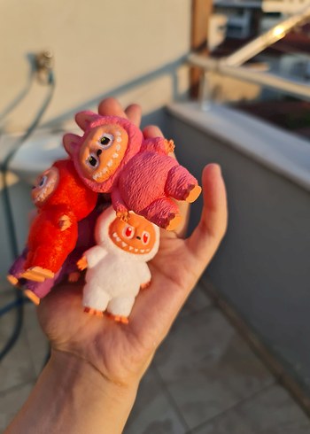 Beden Renkli Tavşan Figürlü Peluş Anahtarlık Labubu