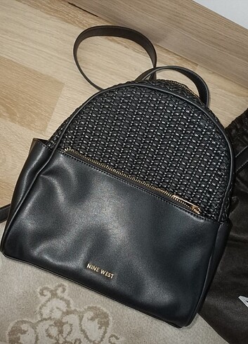 Nine west ORNI 1FX Siyah kadin sirt cantasi