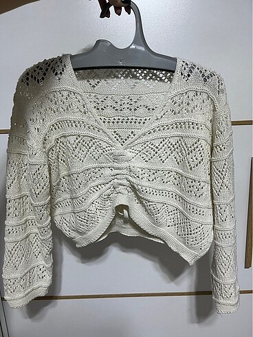 örgü V yaka crop