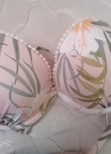 H&M Bikini üstü