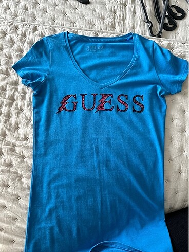 Guess tişört