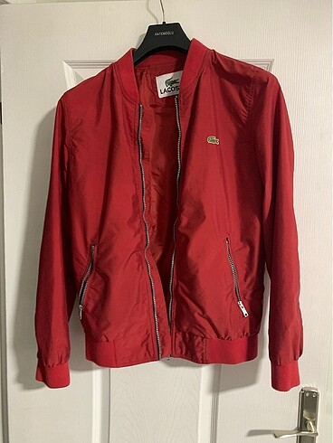 Lacoste mevsimlik mont