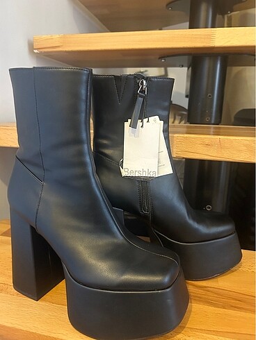 Bershka Platform bot