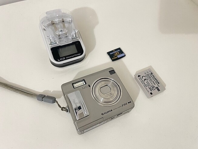 Fujifilm fotoğraf makinesi 5.2 mp