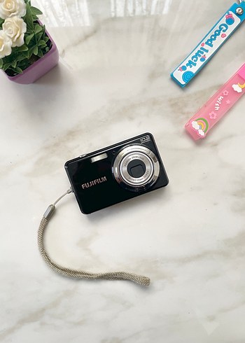 Fujifilm fotoğraf makinesi j27