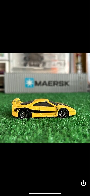  Beden Renk Ferrari F40 hot wheels