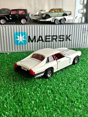  Beden Corgi Jaguar XJS model araba