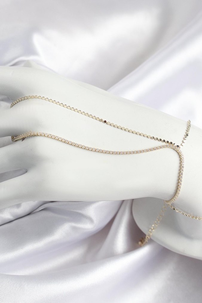 Zincir Detaylı Altın Renkli Kadın El Zinciri - Görsel 4