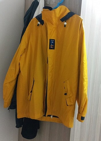 Decathlon Mont/Yağmurluk