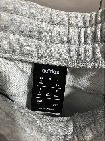 m Beden adidas gri eşofman