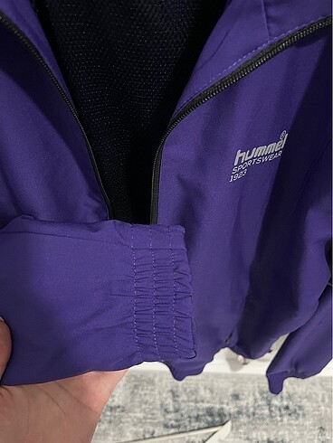 hummel yağmurluk