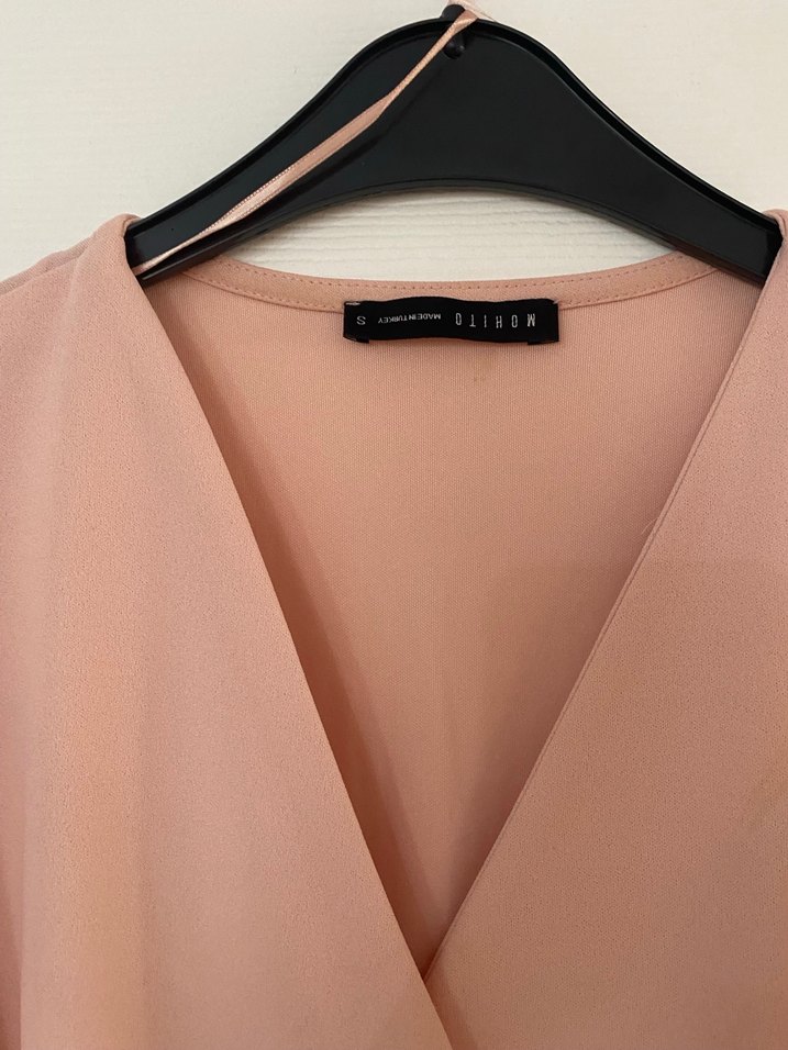 Pudra Mini V Yakalı Kadın Tulum - Görsel 2