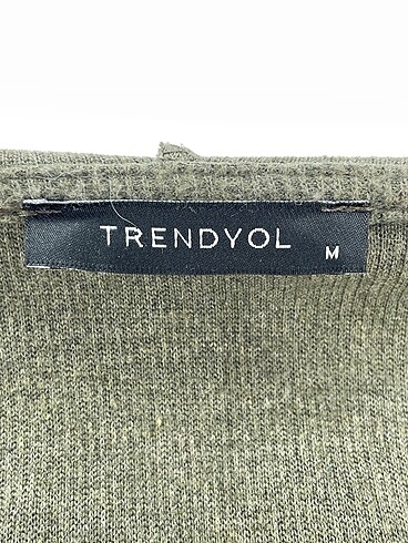 m Beden çeşitli Renk Trendyol & Milla Bluz %70 İndirimli.