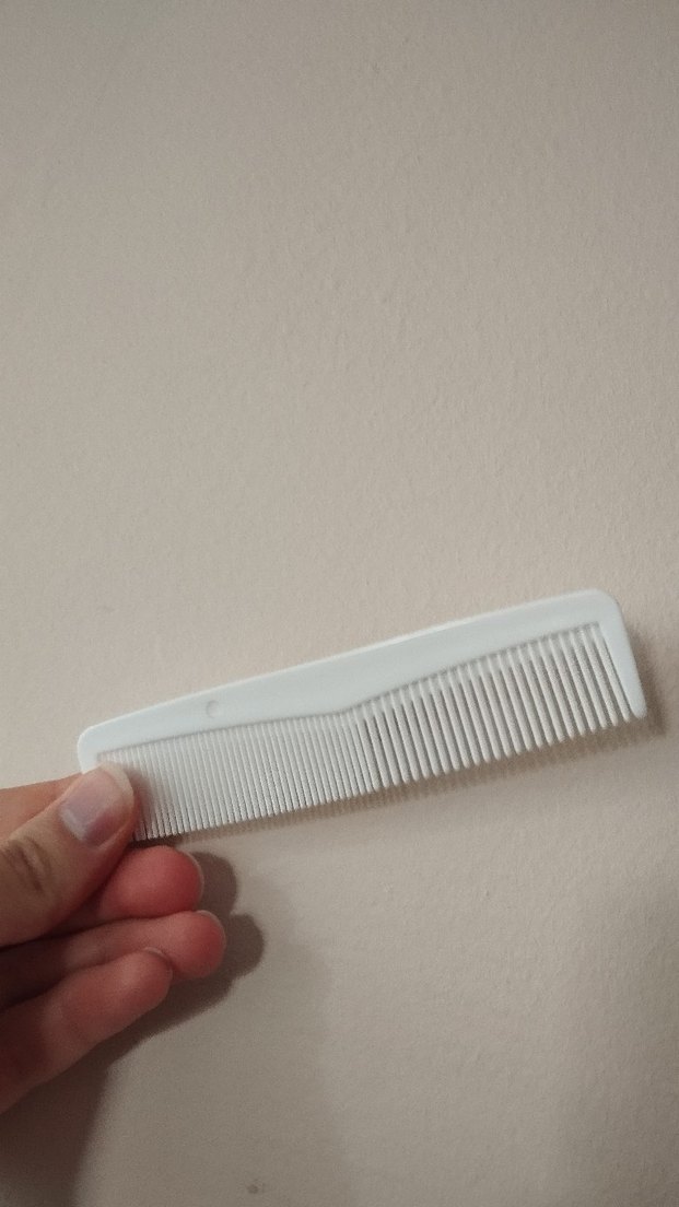 Beyaz Plastik Saç Tarağı - Görsel 2