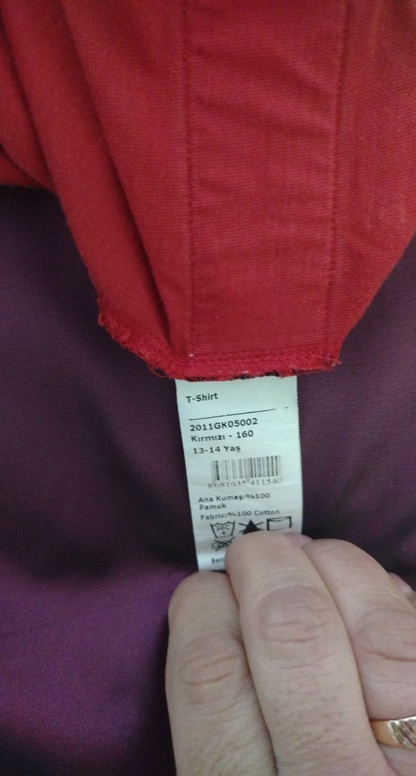 Kız Çocuk Kırmızı Baskılı Tişört - Görsel 4