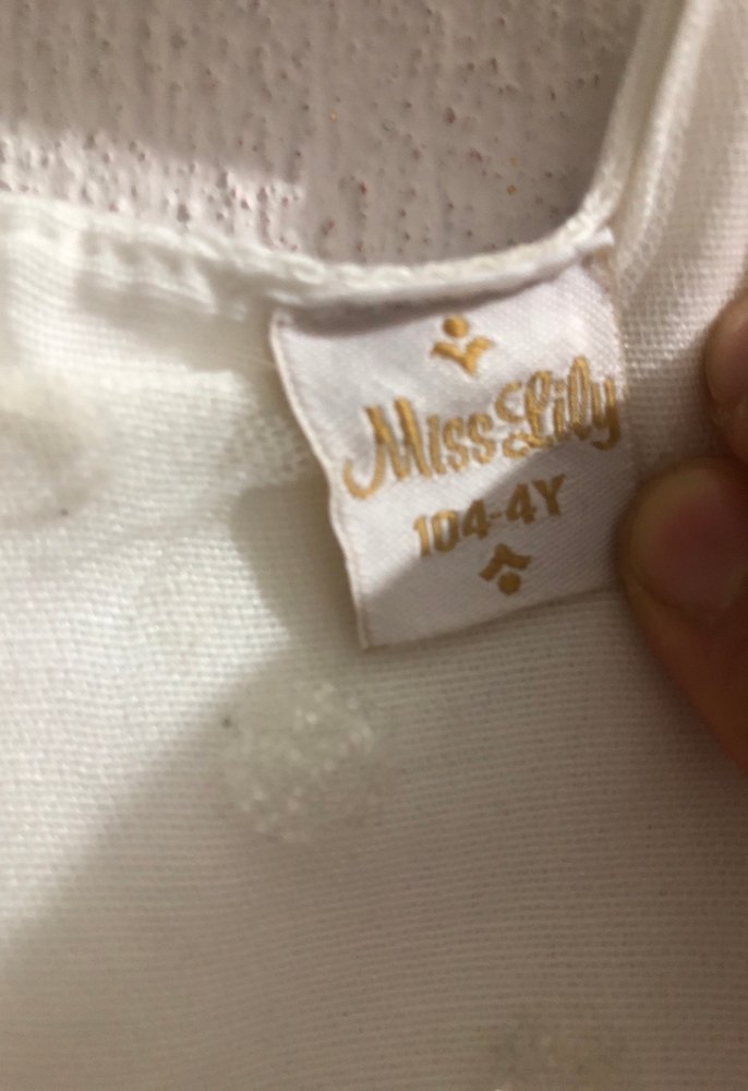 Uzun Kollu Beyaz Nakışlı Kız Elbisesi - Görsel 4