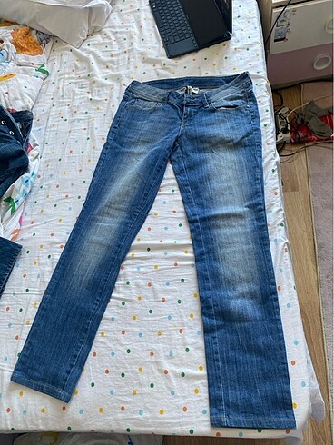mango jean
